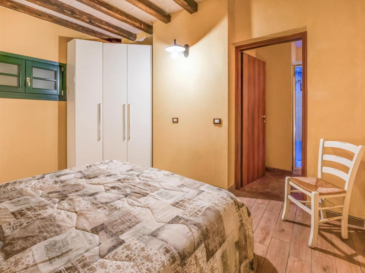 Cozy Chalet At Marone Lake Lombardy With Pool Exterior foto
